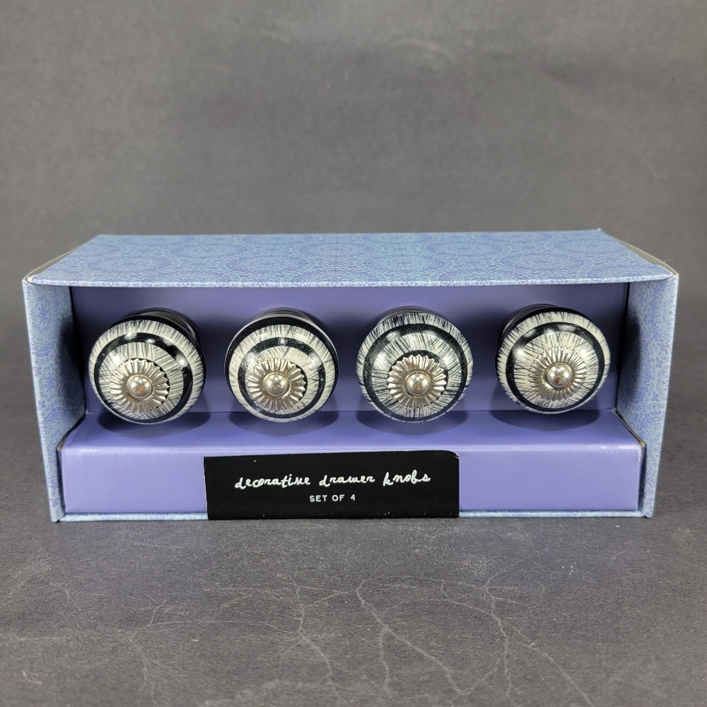 Home Essentials Drawer Pull Knobs Round Black White Silver Set of 4